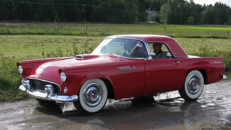 September 7, 1954 – Ford Thunderbird production begins